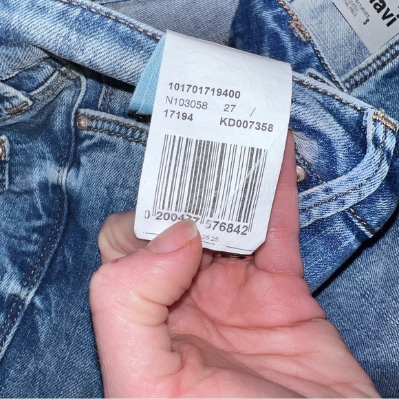 Mavi Jeans Light Wash Bleached Distressed Emma Slim Boyfriend Jeans, Size 27 - Picture 13 of 14